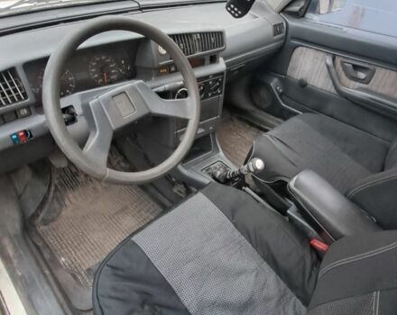 Білий Пежо 405, об'ємом двигуна 2 л та пробігом 200 тис. км за 850 $, фото 3 на Automoto.ua