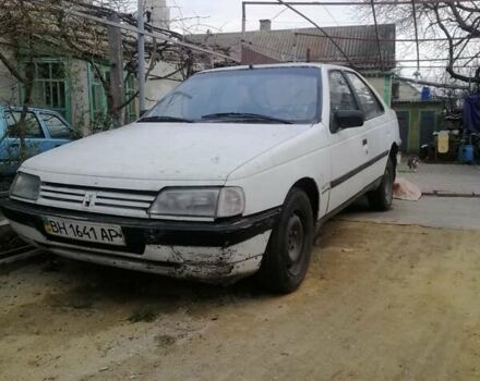 Белый Пежо 405, объемом двигателя 1.6 л и пробегом 217 тыс. км за 600 $, фото 3 на Automoto.ua
