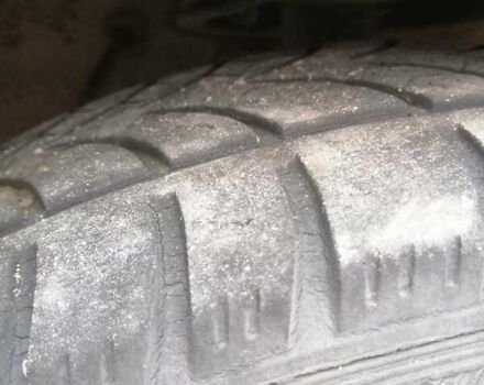 Белый Пежо 405, объемом двигателя 1.6 л и пробегом 217 тыс. км за 600 $, фото 4 на Automoto.ua