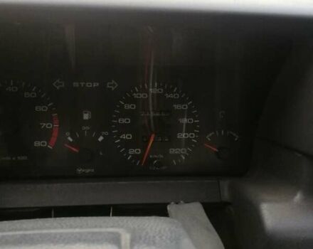 Белый Пежо 405, объемом двигателя 1.6 л и пробегом 217 тыс. км за 600 $, фото 8 на Automoto.ua