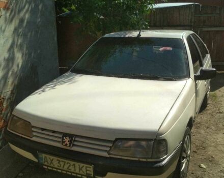 Белый Пежо 405, объемом двигателя 1.4 л и пробегом 190 тыс. км за 650 $, фото 2 на Automoto.ua