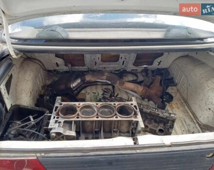 Белый Пежо 405, объемом двигателя 1.6 л и пробегом 112 тыс. км за 350 $, фото 2 на Automoto.ua