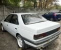 Белый Пежо 405, объемом двигателя 1.6 л и пробегом 207 тыс. км за 950 $, фото 2 на Automoto.ua