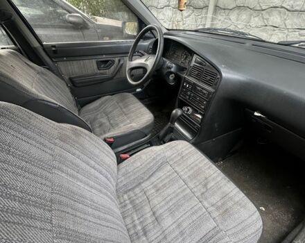 Белый Пежо 405, объемом двигателя 1.6 л и пробегом 207 тыс. км за 950 $, фото 4 на Automoto.ua