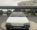 Белый Пежо 405, объемом двигателя 1.6 л и пробегом 360 тыс. км за 550 $, фото 1 на Automoto.ua