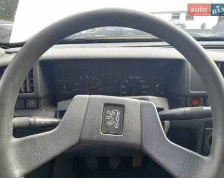 Белый Пежо 405, объемом двигателя 1.6 л и пробегом 112 тыс. км за 350 $, фото 5 на Automoto.ua