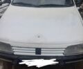 Білий Пежо 405, об'ємом двигуна 1.6 л та пробігом 40 тис. км за 945 $, фото 1 на Automoto.ua