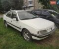 Белый Пежо 405, объемом двигателя 1.6 л и пробегом 355 тыс. км за 850 $, фото 1 на Automoto.ua