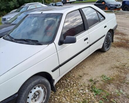 Белый Пежо 405, объемом двигателя 1.6 л и пробегом 200 тыс. км за 1000 $, фото 1 на Automoto.ua