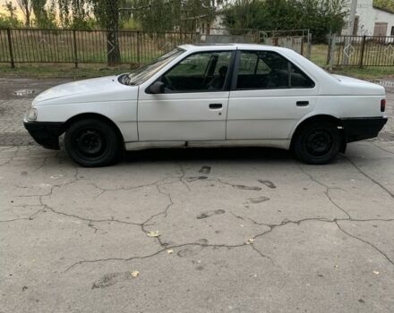 Белый Пежо 405, объемом двигателя 0 л и пробегом 1000 тыс. км за 700 $, фото 3 на Automoto.ua