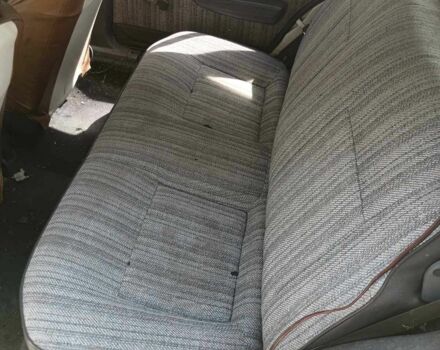 Белый Пежо 405, объемом двигателя 1.6 л и пробегом 400 тыс. км за 400 $, фото 4 на Automoto.ua