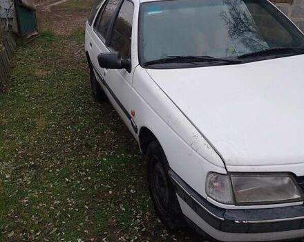 Белый Пежо 405, объемом двигателя 1.9 л и пробегом 228 тыс. км за 2000 $, фото 2 на Automoto.ua