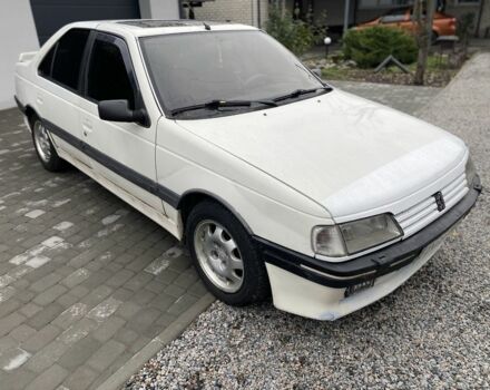 Белый Пежо 405, объемом двигателя 2 л и пробегом 160 тыс. км за 800 $, фото 1 на Automoto.ua