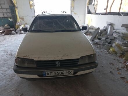 Білий Пежо 405, об'ємом двигуна 1.9 л та пробігом 400 тис. км за 550 $, фото 1 на Automoto.ua