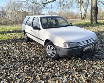 Белый Пежо 405, объемом двигателя 1.9 л и пробегом 293 тыс. км за 1350 $, фото 1 на Automoto.ua