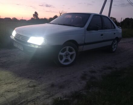 Белый Пежо 405, объемом двигателя 1.6 л и пробегом 366 тыс. км за 950 $, фото 1 на Automoto.ua