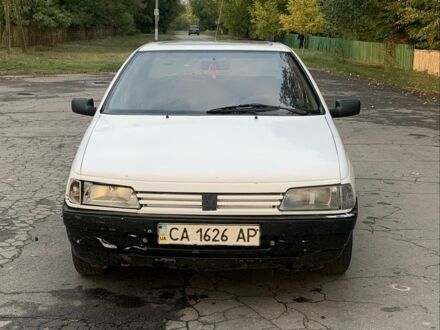 Пежо 405 1993 у Умани на Automoto.ua Білий Пежо 405, об'ємом двигуна 0 л та пробігом 1000 тис. км за 700 $, фото 1 на Automoto.ua