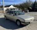 Бежевий Пежо 405, об'ємом двигуна 1.9 л та пробігом 120 тис. км за 909 $, фото 1 на Automoto.ua