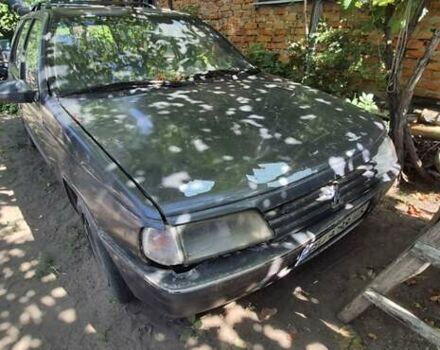 Черный Пежо 405, объемом двигателя 1.6 л и пробегом 300 тыс. км за 700 $, фото 1 на Automoto.ua