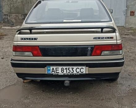 Коричневый Пежо 405, объемом двигателя 1.9 л и пробегом 220 тыс. км за 2500 $, фото 1 на Automoto.ua