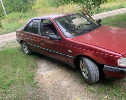 Красный Пежо 405, объемом двигателя 1.9 л и пробегом 300 тыс. км за 548 $, фото 4 на Automoto.ua