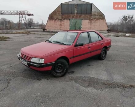Красный Пежо 405, объемом двигателя 1.6 л и пробегом 323 тыс. км за 1200 $, фото 1 на Automoto.ua