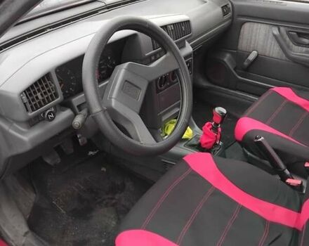 Красный Пежо 405, объемом двигателя 1.6 л и пробегом 323 тыс. км за 1200 $, фото 9 на Automoto.ua