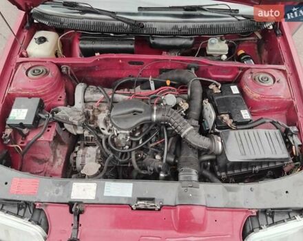 Красный Пежо 405, объемом двигателя 1.6 л и пробегом 323 тыс. км за 1200 $, фото 6 на Automoto.ua