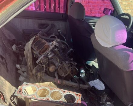 Красный Пежо 405, объемом двигателя 1.6 л и пробегом 999 тыс. км за 596 $, фото 10 на Automoto.ua