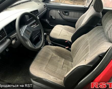 Червоний Пежо 405, об'ємом двигуна 1.6 л та пробігом 230 тис. км за 1200 $, фото 6 на Automoto.ua