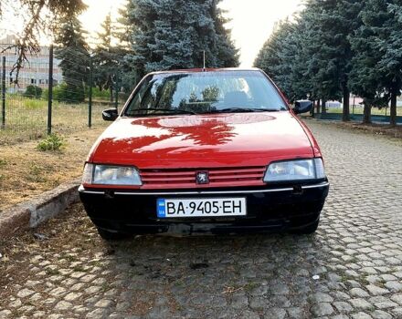 Червоний Пежо 405, об'ємом двигуна 1.6 л та пробігом 210 тис. км за 1200 $, фото 2 на Automoto.ua