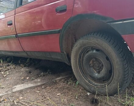 Червоний Пежо 405, об'ємом двигуна 1.6 л та пробігом 111 тис. км за 1250 $, фото 5 на Automoto.ua