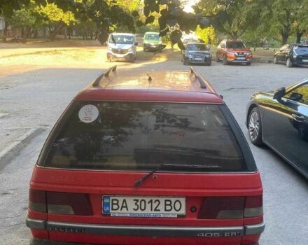 Красный Пежо 405, объемом двигателя 1.8 л и пробегом 350 тыс. км за 1309 $, фото 5 на Automoto.ua