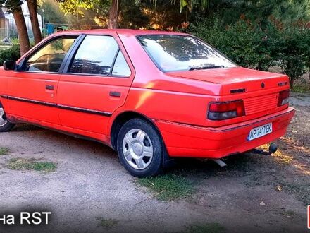 Красный Пежо 405, объемом двигателя 1.6 л и пробегом 320 тыс. км за 1000 $, фото 1 на Automoto.ua