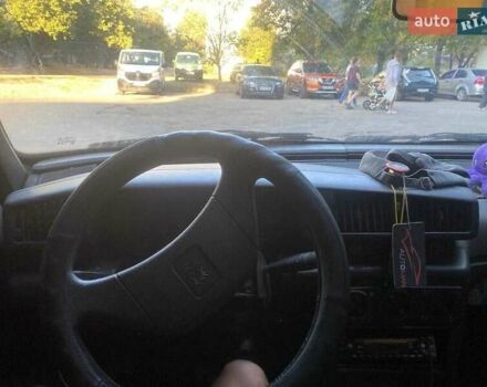 Красный Пежо 405, объемом двигателя 1.8 л и пробегом 350 тыс. км за 1328 $, фото 1 на Automoto.ua