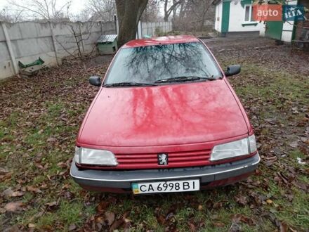 Пежо 405 1993 у Христиновке на Automoto.ua Червоний Пежо 405, об'ємом двигуна 1.4 л та пробігом 500 тис. км за 780 $, фото 1 на Automoto.ua