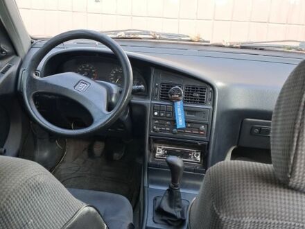 Червоний Пежо 405, об'ємом двигуна 1.8 л та пробігом 340 тис. км за 239 $, фото 1 на Automoto.ua