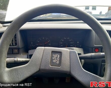 Пежо 405, объемом двигателя 1.6 л и пробегом 0 тыс. км за 350 $, фото 3 на Automoto.ua