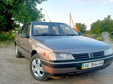 Пежо 405 1988 у Томаківка на Automoto.ua Пежо 405, об'ємом двигуна 1.6 л та пробігом 200 тис. км за 1000 $, фото 1 на Automoto.ua