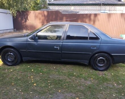 Серый Пежо 405, объемом двигателя 1.4 л и пробегом 252 тыс. км за 1200 $, фото 2 на Automoto.ua