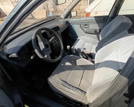 Серый Пежо 405, объемом двигателя 1.6 л и пробегом 10 тыс. км за 650 $, фото 1 на Automoto.ua