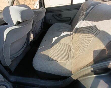 Серый Пежо 405, объемом двигателя 1.6 л и пробегом 10 тыс. км за 650 $, фото 2 на Automoto.ua