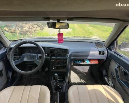Серый Пежо 405, объемом двигателя 0 л и пробегом 186 тыс. км за 1200 $, фото 11 на Automoto.ua