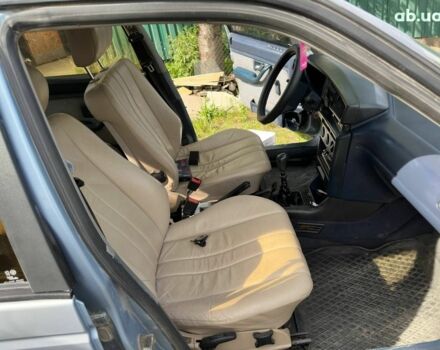 Серый Пежо 405, объемом двигателя 0 л и пробегом 186 тыс. км за 1200 $, фото 2 на Automoto.ua