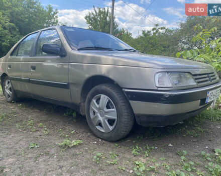 Серый Пежо 405, объемом двигателя 1.6 л и пробегом 300 тыс. км за 2100 $, фото 2 на Automoto.ua