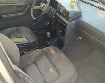 Серый Пежо 405, объемом двигателя 1.9 л и пробегом 220 тыс. км за 475 $, фото 33 на Automoto.ua