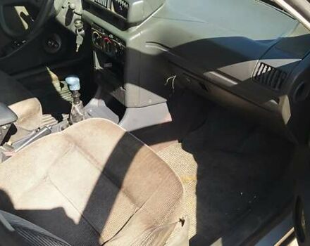 Серый Пежо 405, объемом двигателя 1.9 л и пробегом 220 тыс. км за 475 $, фото 23 на Automoto.ua