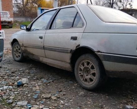 Серый Пежо 405, объемом двигателя 0 л и пробегом 250 тыс. км за 800 $, фото 2 на Automoto.ua
