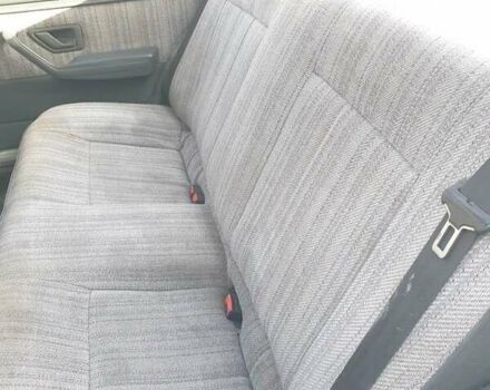 Серый Пежо 405, объемом двигателя 1.6 л и пробегом 300 тыс. км за 1700 $, фото 5 на Automoto.ua