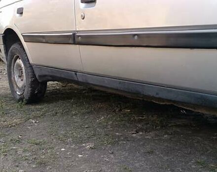 Серый Пежо 405, объемом двигателя 1.9 л и пробегом 220 тыс. км за 462 $, фото 12 на Automoto.ua